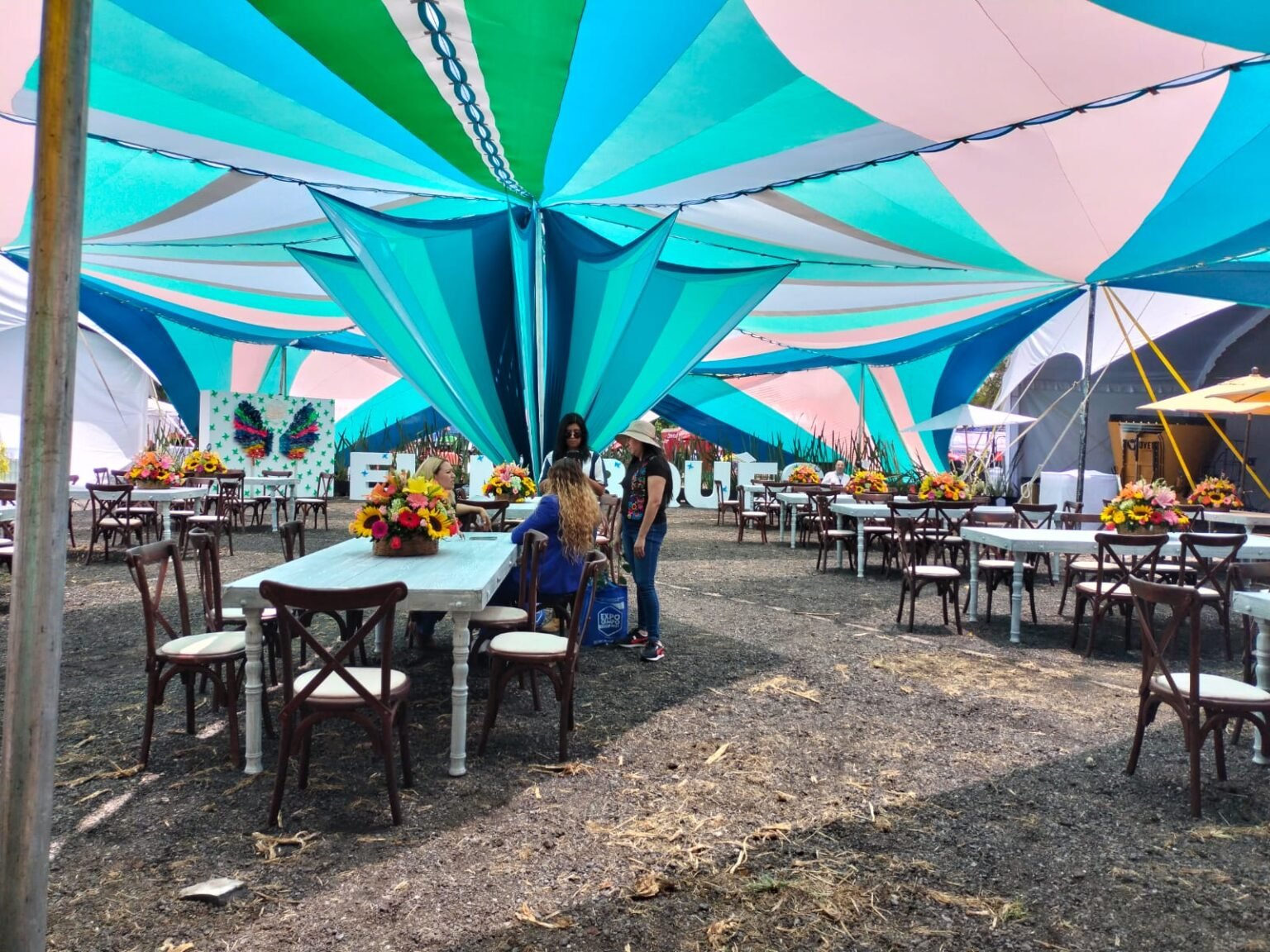 VelariaAqua-Feria-Ganadera-Queretaro-Tinto360