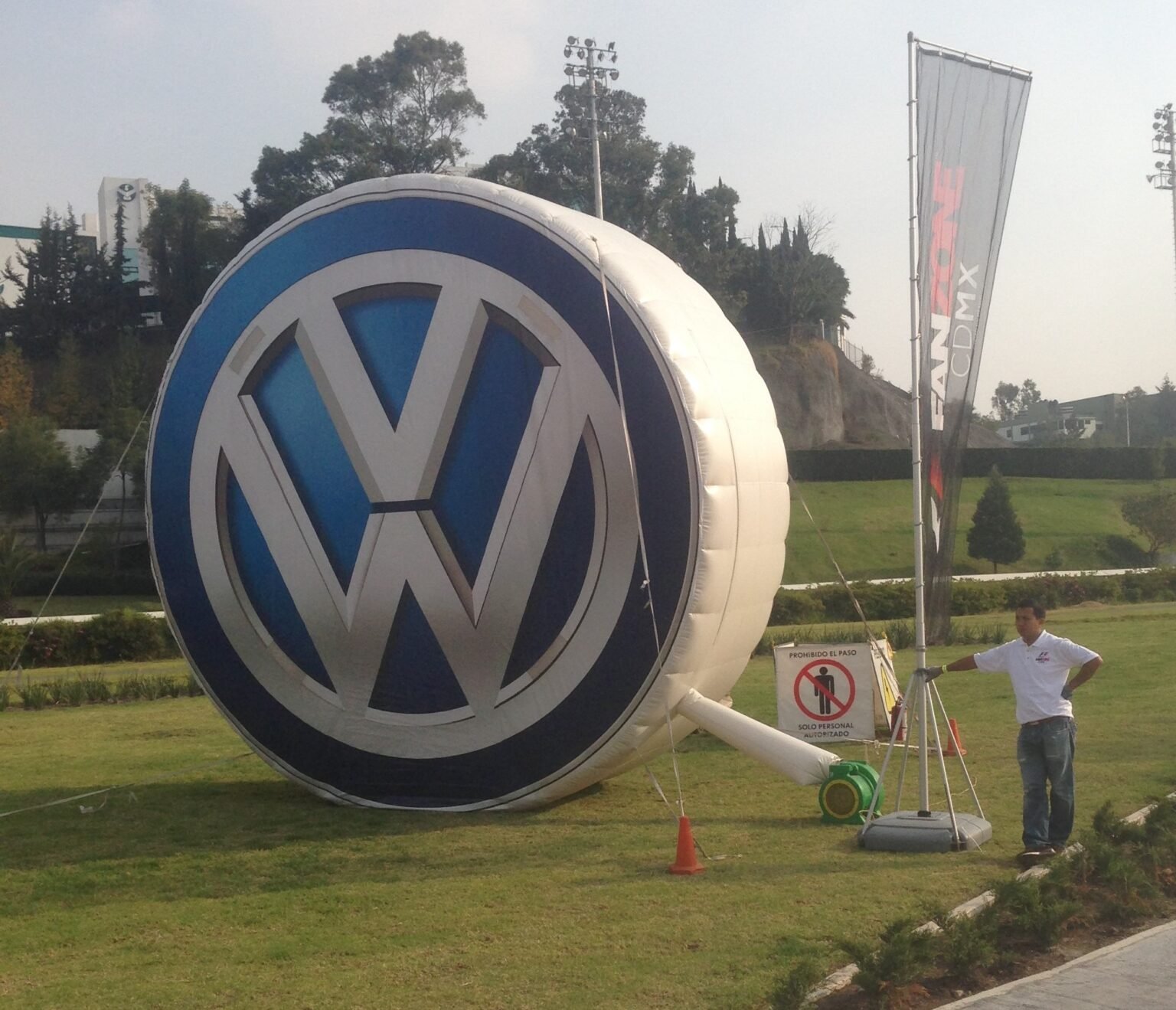 logo_VW_inflable